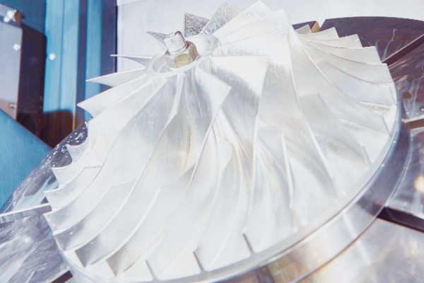 航空飞机配件维护有多难？深度解析材料特性与热管理挑战